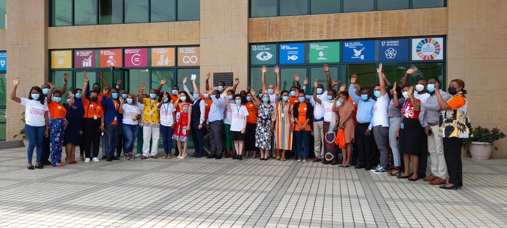 Foto de familia del Dia Internacional de la Mujer 2022